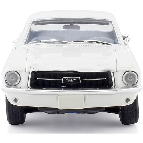 1967 Ford Mustang Pacesetter Special 1:18 Model Car (White)