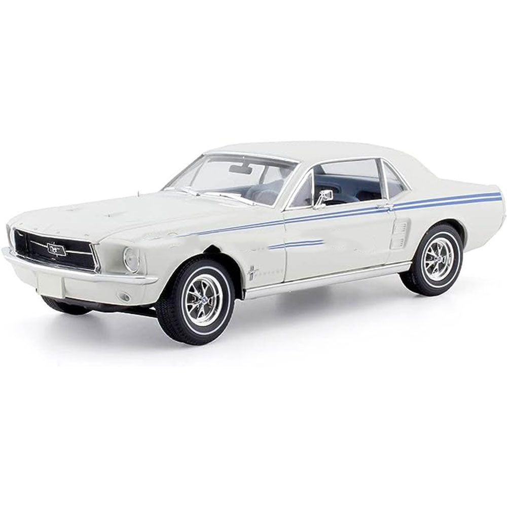 1967 Ford Mustang Pacesetter Special 1:18 Model Car (White)