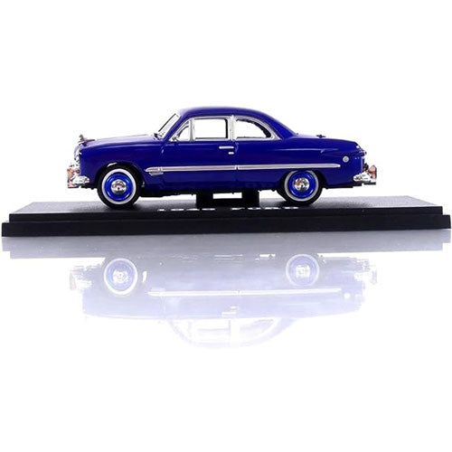 1949 Ford from Cars that Made America 1:43 Model Car (Blue)