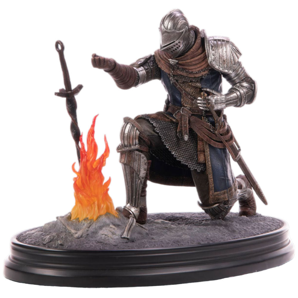 Standbeeld van de Dark Souls elite ridder (herstelde editie van de mensheid).