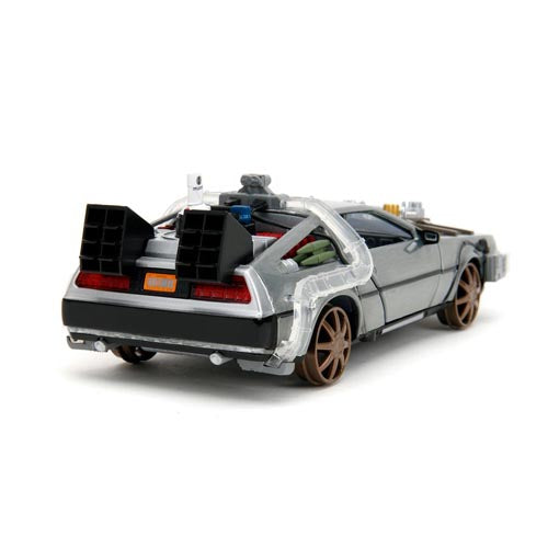 Back to the Future 3 Delorean 1:24 Diecast Vehicle w/ Lights