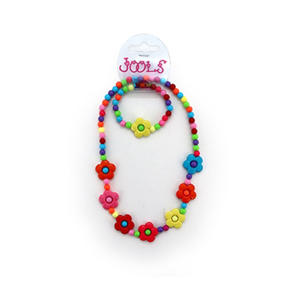 Conjunto de diseño floral de collar y brazalete brillante
