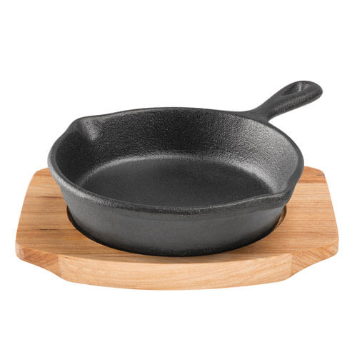 Pyrolux Pyrocast Skillet with Maple Tray