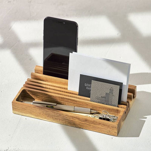 Gentlemen's Hardware Organizer da scrivania in legno e supporto per telefono