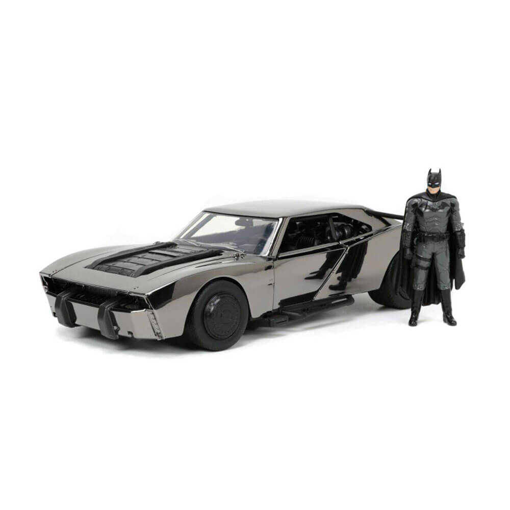Batmobile Chrome Black SDCC 2022 US Exclusive 1:24 w/ Batman