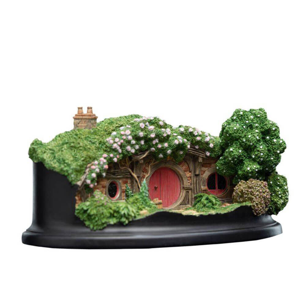 The Hobbit #22 Pine Grove Hobbit Hole Diorama