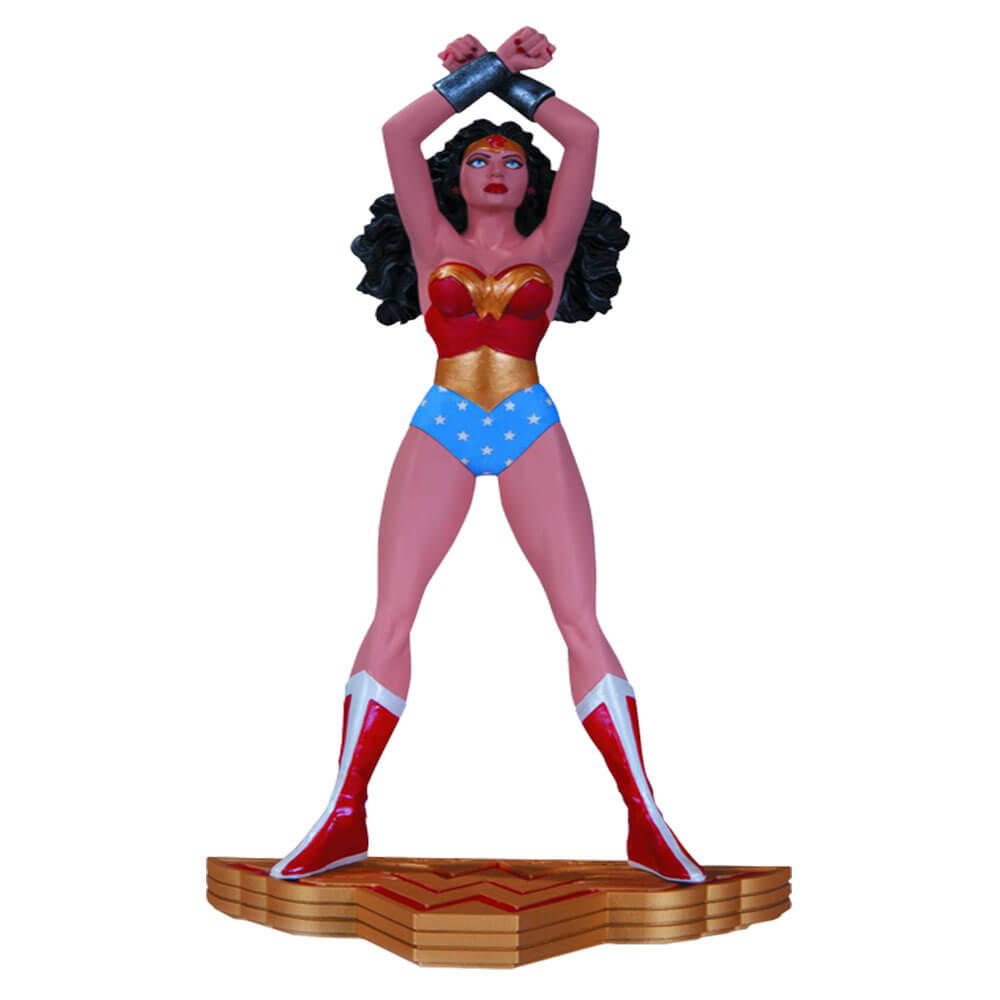 Wonder Woman the Art of War Statue by George Perez