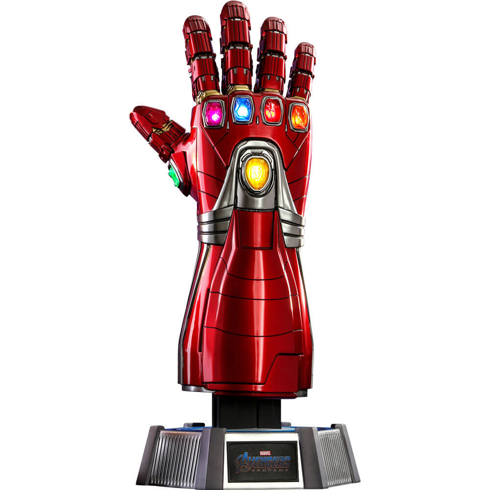 Avengers 4 Endgame Nano Gauntlet Life-Size Replica