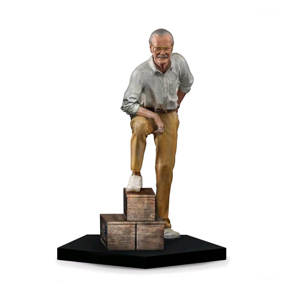 Stan Lee 1:10 Scale Statue