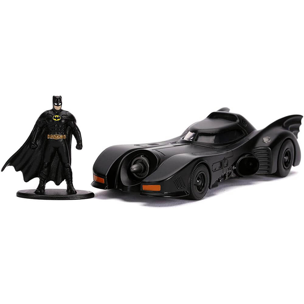 Batman (1989) Batmobile with Figure 1:32 Hollywood Ride