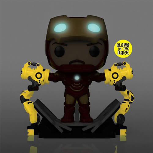 Iron Man 2 Iron Man Mark IV with Gantry Glow Pop! Deluxe