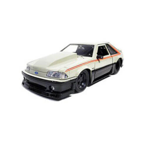 Ford Mustang GT 1989 1:24 Scale Diecast Vehicle