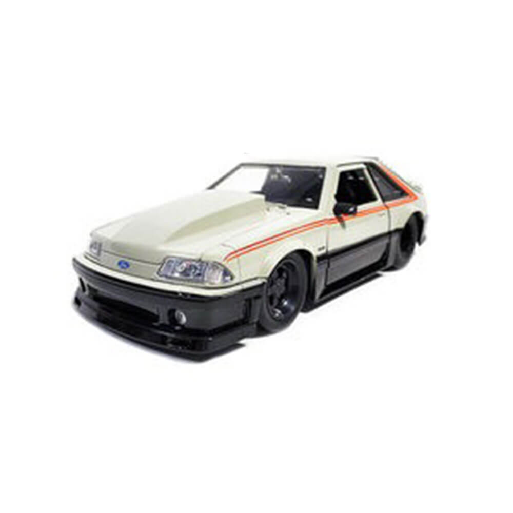 Ford Mustang GT 1989 1:24 Scale Diecast Vehicle