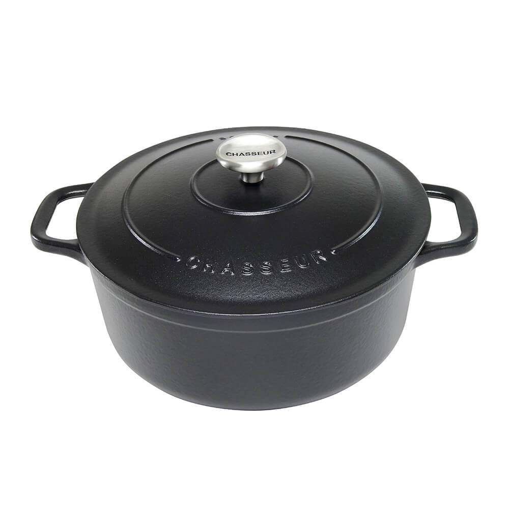 Chasseur Round French Oven (Matte Black)