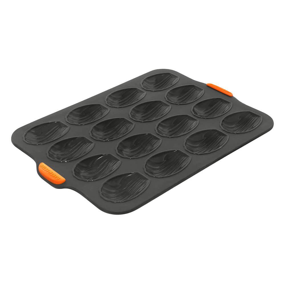 Bakemaster Silicone Madeleine Pan (16-Cup)
