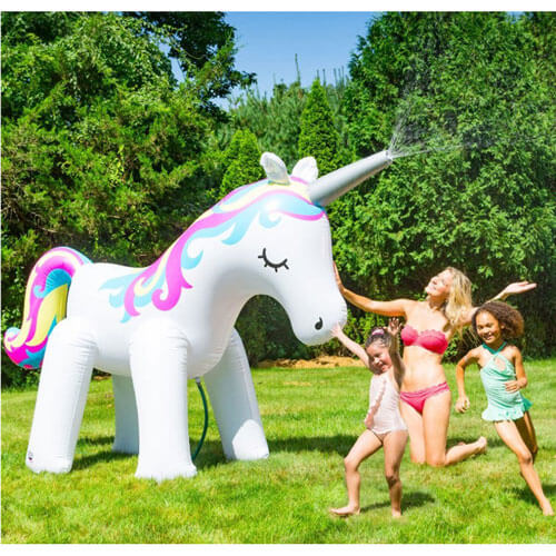 Irrigatore gigante a forma di unicorno BigMouth